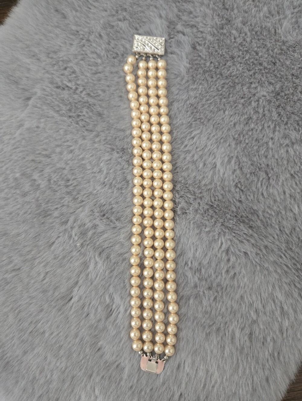 VTG 80s Marvella Multi Strand Cream Pearl Bracelet